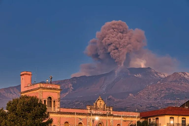 etna in eruzione